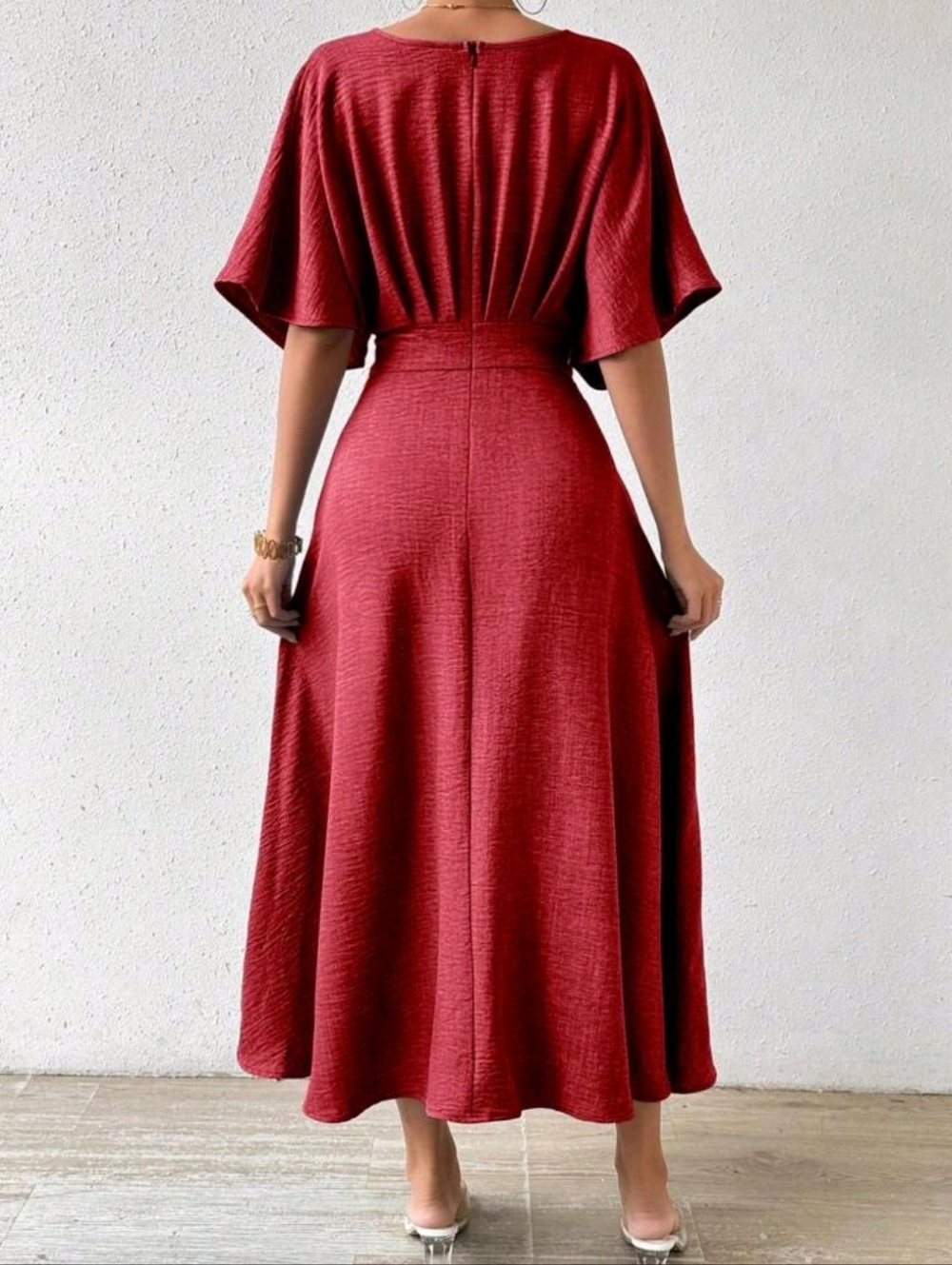 Burgundy V-Neck Maxi Dress with Cinched Waist - Picture 2 of 5